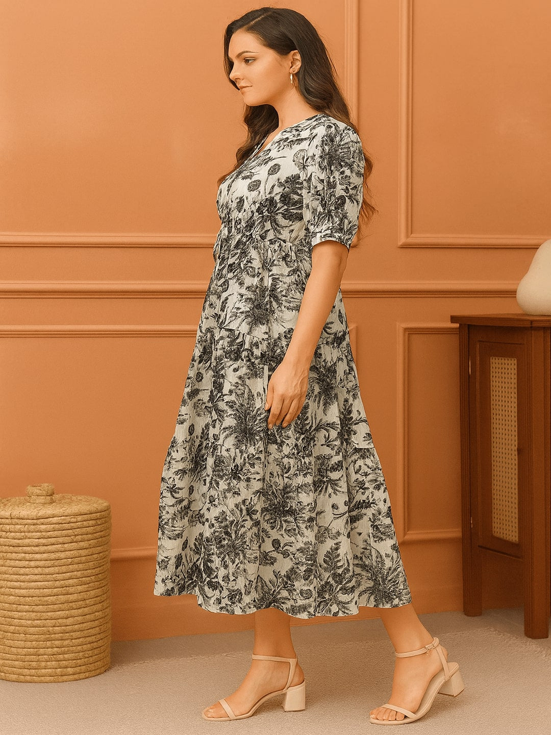 Women Floral Printed Pure Cotton A-Line Midi Dress